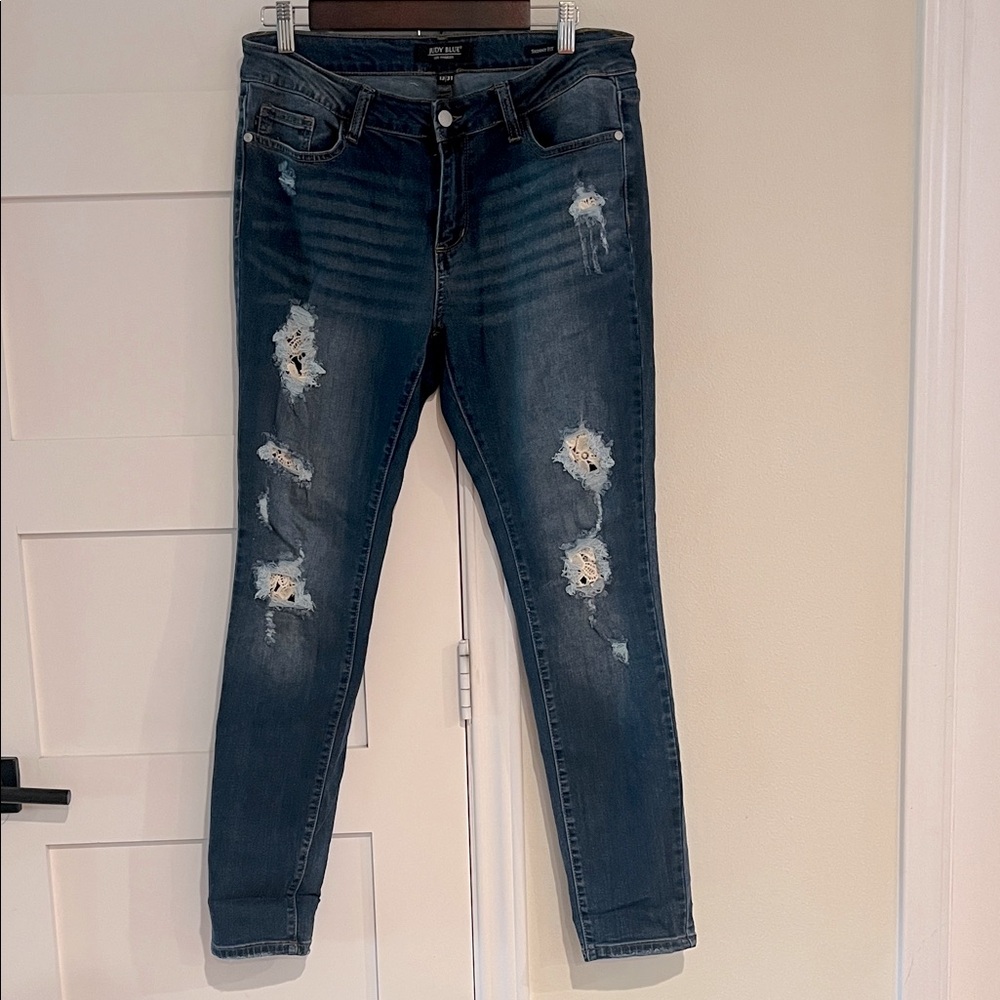 Judy Blue Distressed Skinny Fit Dark Wash Jeans Size 13/31 Excellent Condition